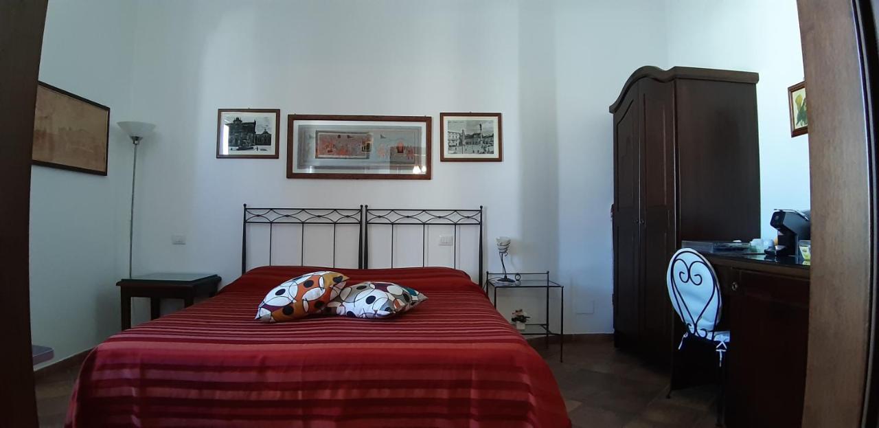 לצ'ה B&B Corte Barocca מראה חיצוני תמונה
