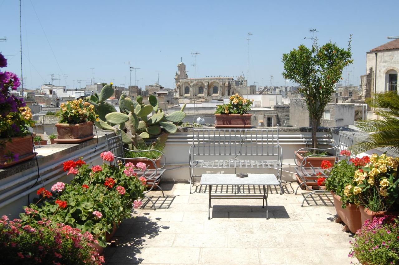 לצ'ה B&B Corte Barocca מראה חיצוני תמונה