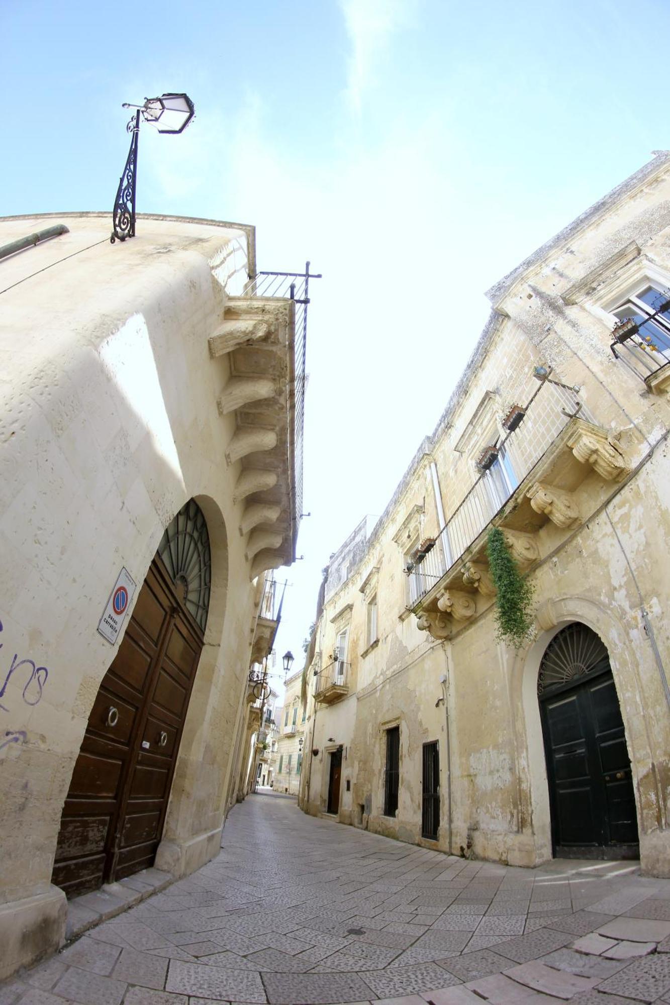 לצ'ה B&B Corte Barocca מראה חיצוני תמונה