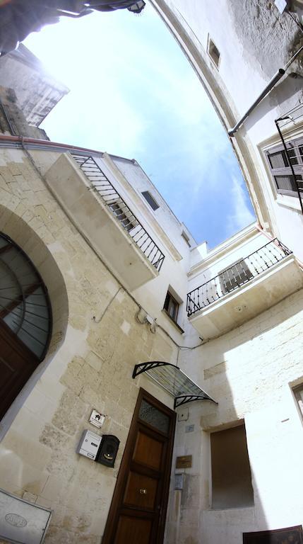 לצ'ה B&B Corte Barocca מראה חיצוני תמונה