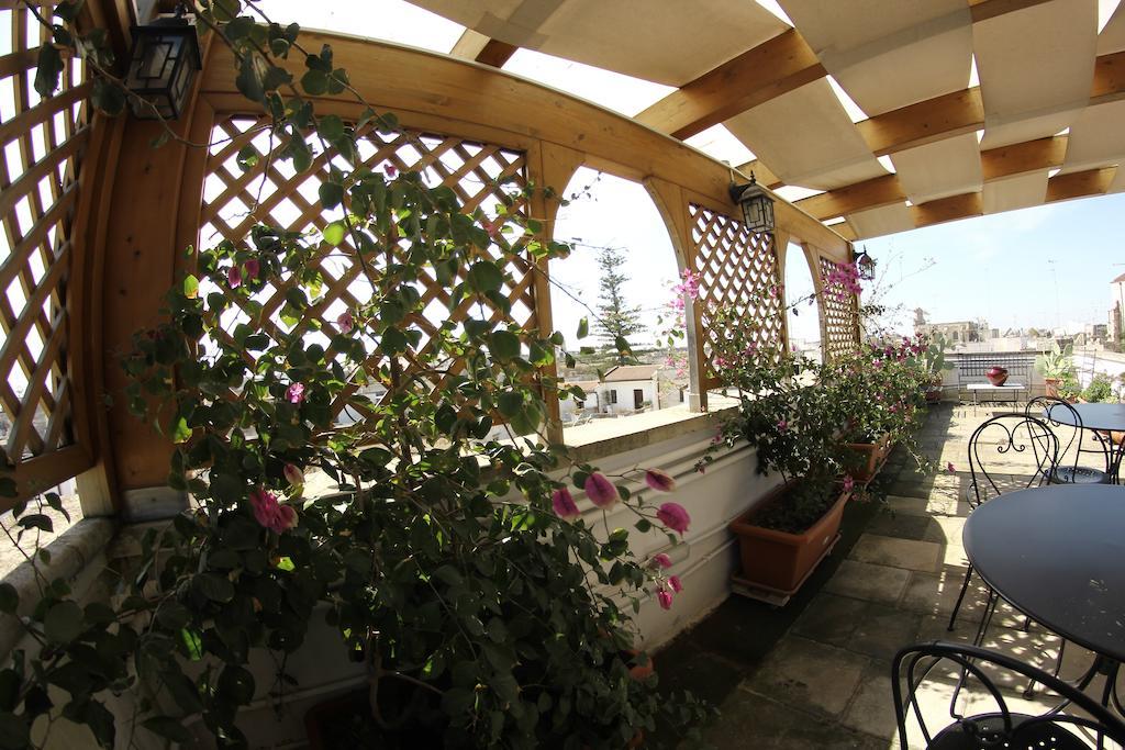 לצ'ה B&B Corte Barocca מראה חיצוני תמונה